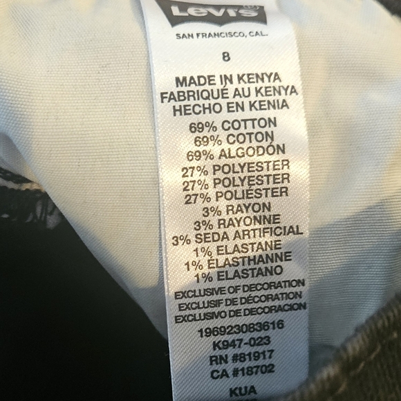 NEW! LEVI'S Black Youth Size 8 Girlfriend Stretch Denim Shorts. - Picture 8 of 8